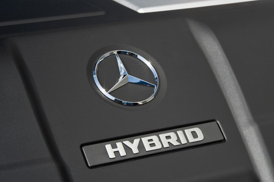  Mercedes-Benz ML450 Hybrid 2010 года  (фото 15 из 27)